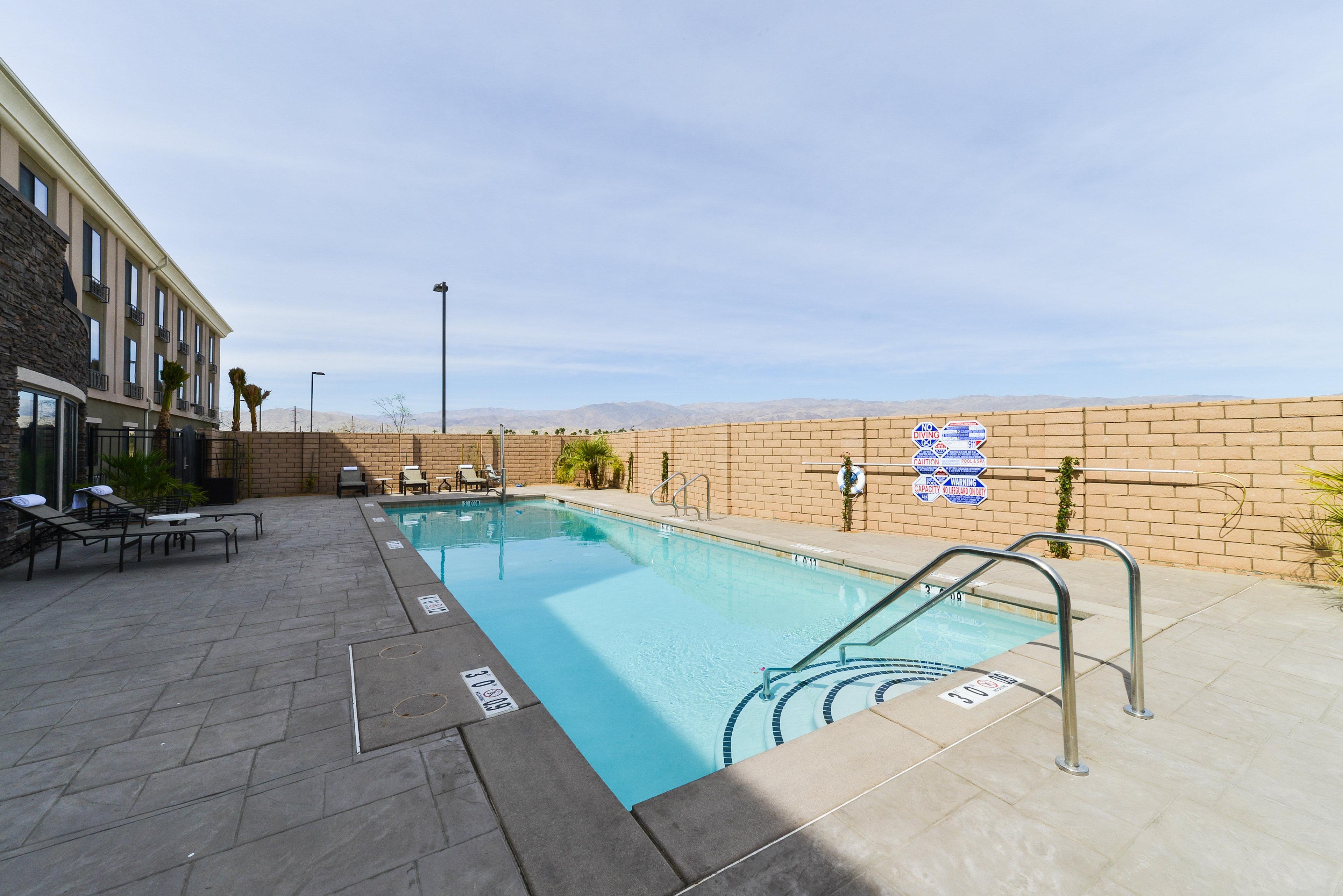 Holiday Inn Express & Suites Indio - Coachella Valley By Ihg Zewnętrze zdjęcie