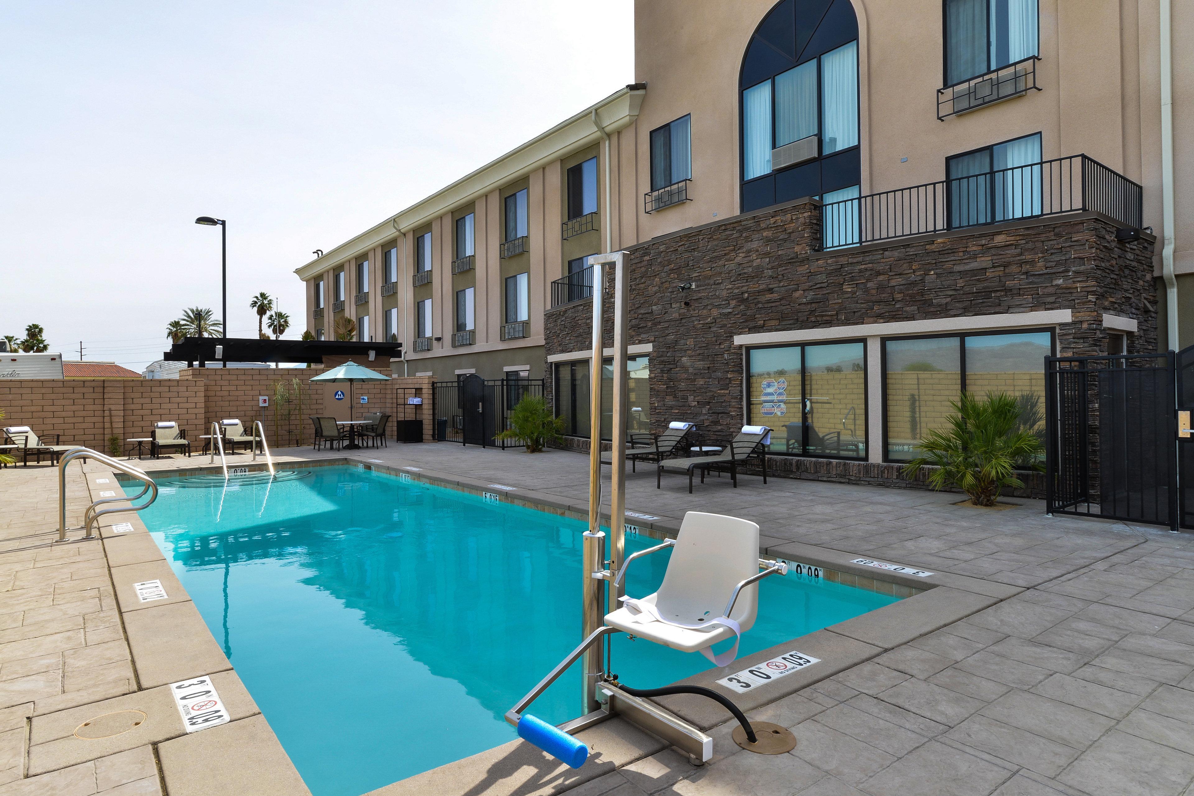 Holiday Inn Express & Suites Indio - Coachella Valley By Ihg Zewnętrze zdjęcie