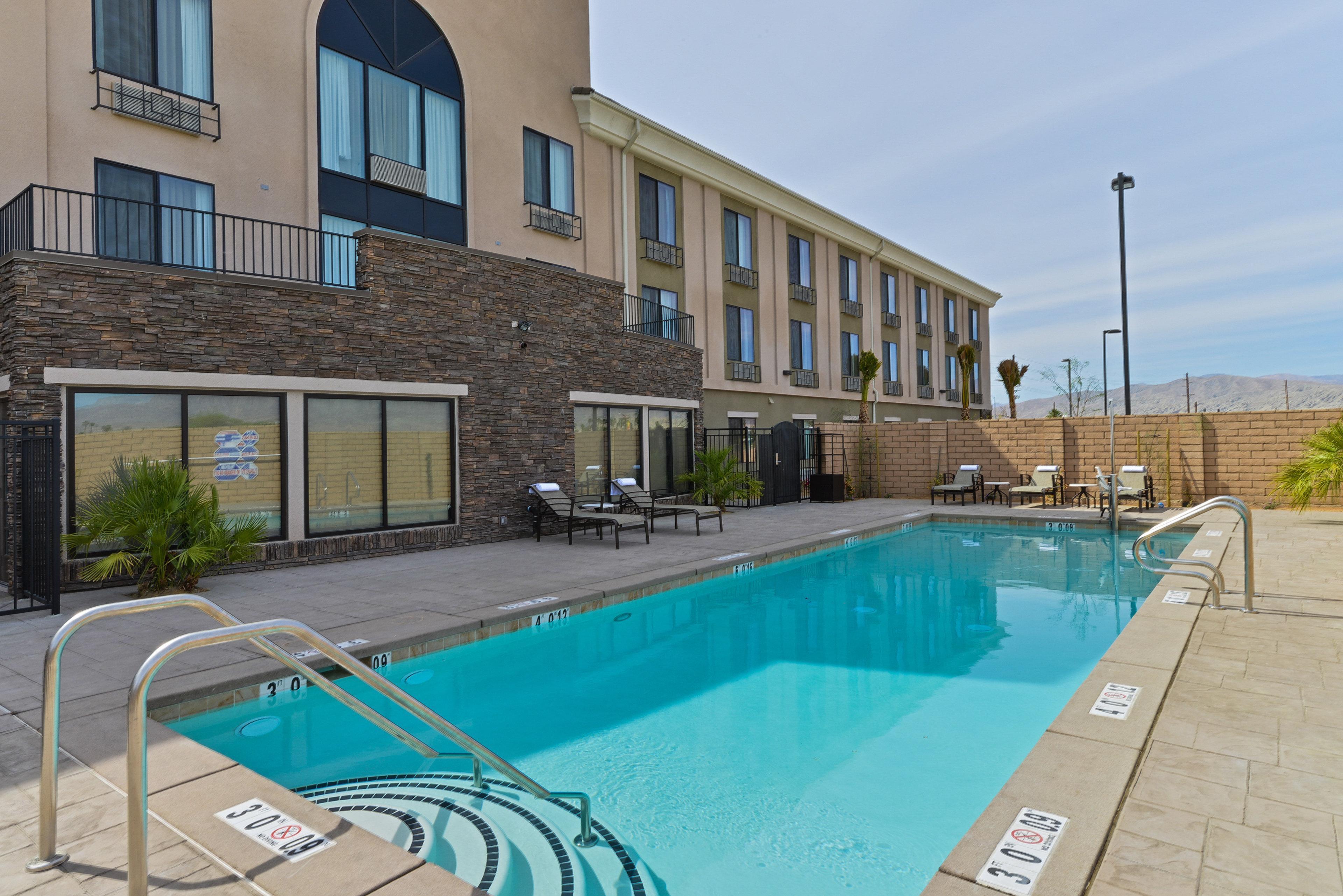 Holiday Inn Express & Suites Indio - Coachella Valley By Ihg Zewnętrze zdjęcie
